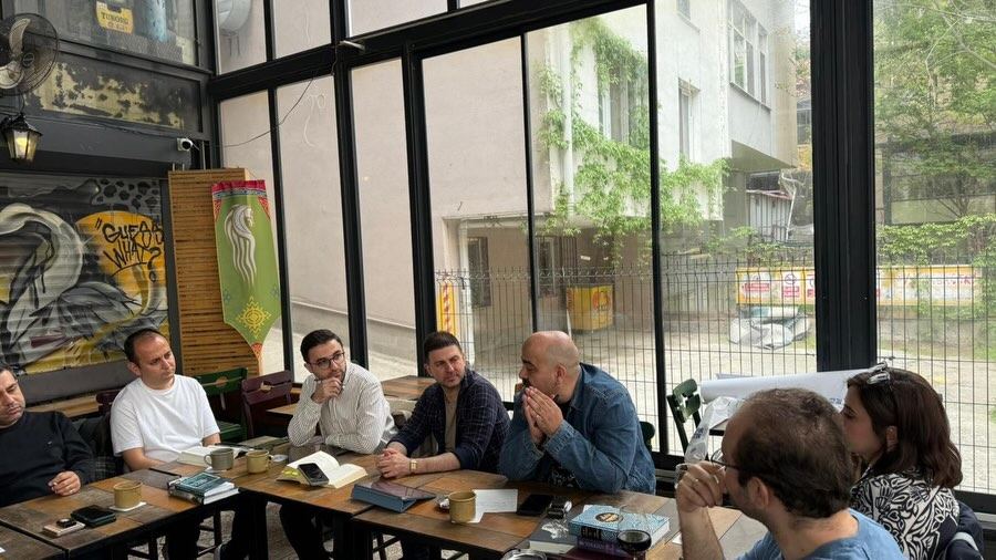 Mayıs Kitap Kulübü: Noldor'un Kaçışı etkinliğinden fotoğraf (6/19).