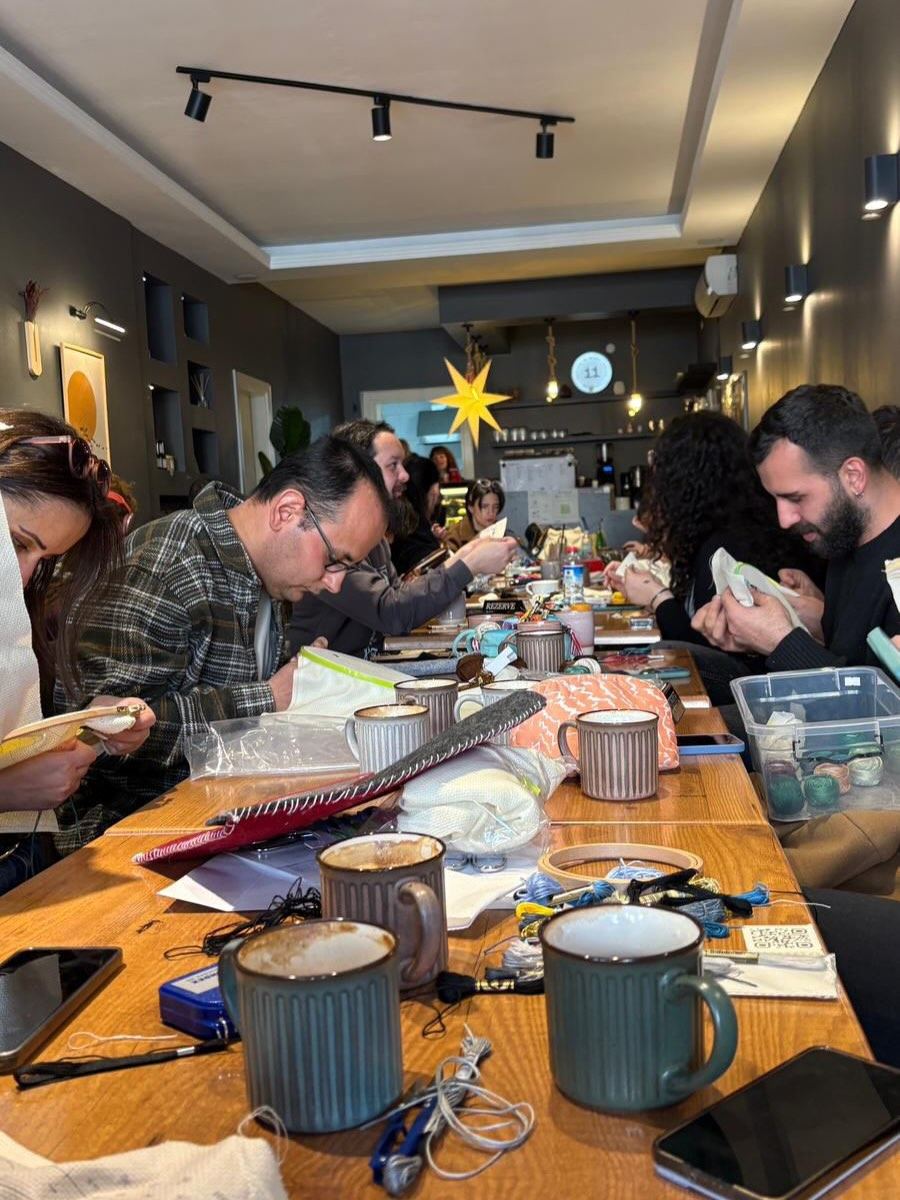 Kanaviçe Atölyesi etkinliğinden fotoğraf (7/18).